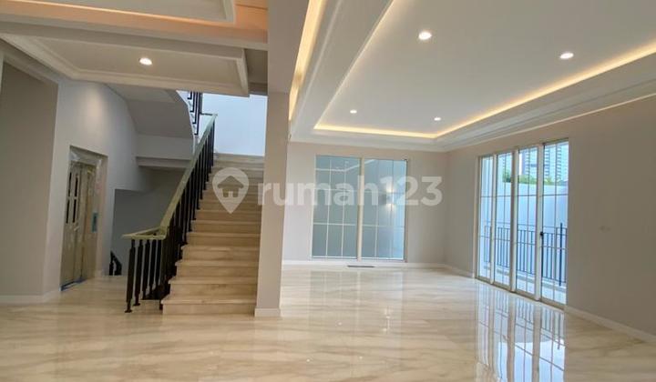 For Sale Townhouse in Lebak Bulus Cilandak 2