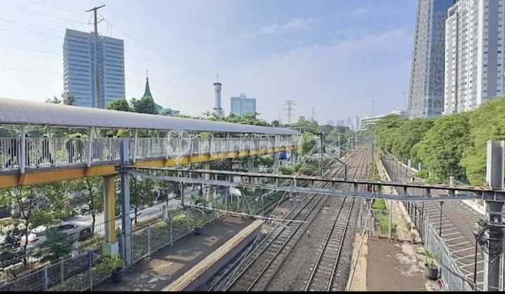 For Sale: Karindra Office Building, Jl Palmerah Selatan, Central Jakarta, Close to Slipi and S Parman.