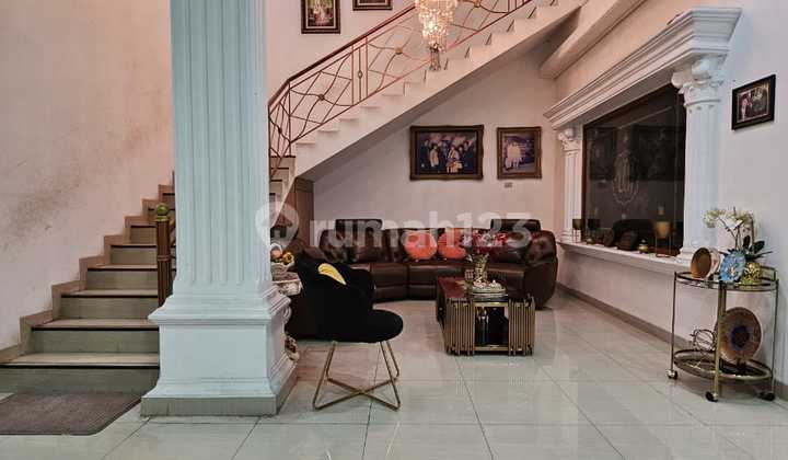 Sell Nice House North Sukabumi Kebon Jeruk West Jakarta 2