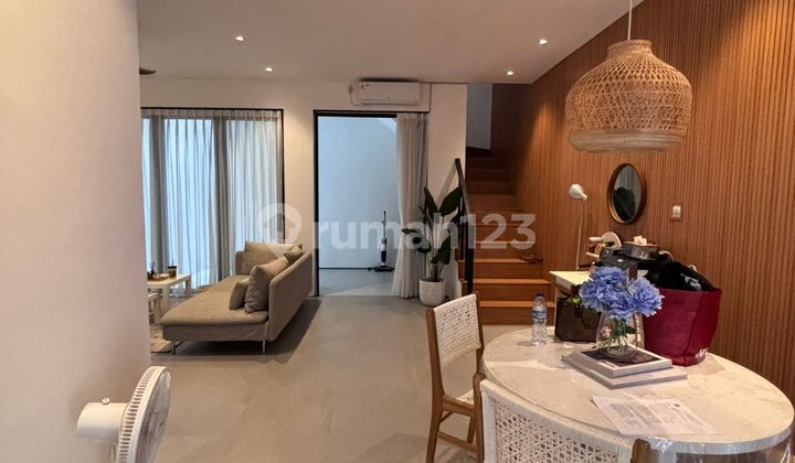 Jual Rumah Royale Bintaro Ciputat-Tangsel