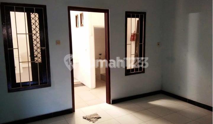 BUTUH CEPAT TERJUAL Rumah Siap Huni lokasi Gunung Anyar Surabaya Dekat Kampus UPN 2