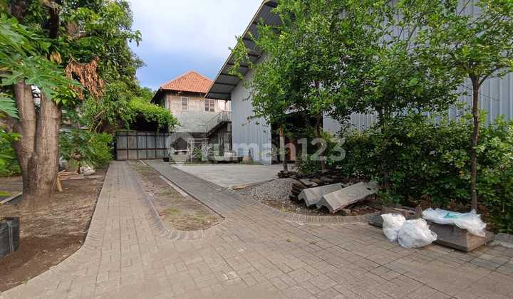 Gudang hitung Tanah  Raya Mastrip Cocok Untuk Showroom, Bengkel, Industri, Sport Center Dekat Tol Gunungsari