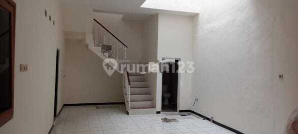 MURAH BANGET!! DIJUAL RUMAH MINIMALIST TINGKAT 1.5LT RUNGKUT ASRI SIAP HUNI DKT WIGUNA PURIMAS 2