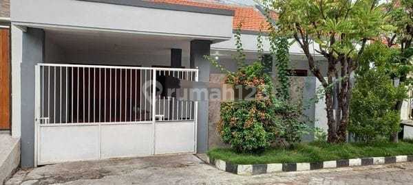 MURAH BANGET!! DIJUAL RUMAH MINIMALIST TINGKAT 1.5LT RUNGKUT ASRI SIAP HUNI DKT WIGUNA PURIMAS