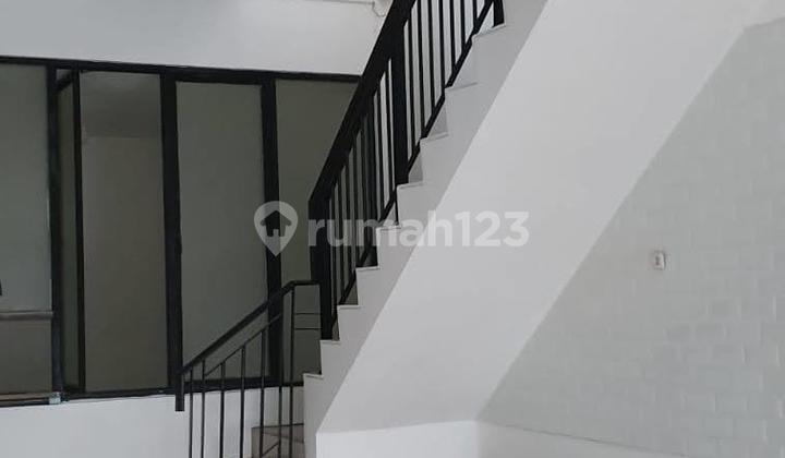 FOR RENT: 2-STORY SHOPHOUSE READY TO USE IN SAN ANTONIO PAKUWON CITY NEAR KENJERAN, MULYOREJO, MULYOSARI 2