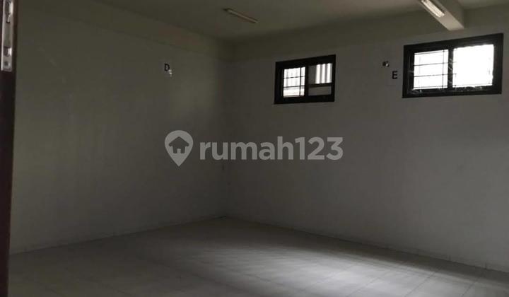 For Sale / For Rent Commercial House on Ambengan Street, Strategic City Center