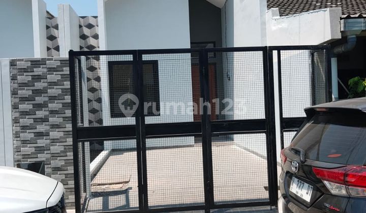 4 New Minimalist Houses Under Construction in Pondok Tjandra, Pondok Chandra, Pondok Candra Near Merr, Waru Juanda Toll Road 1