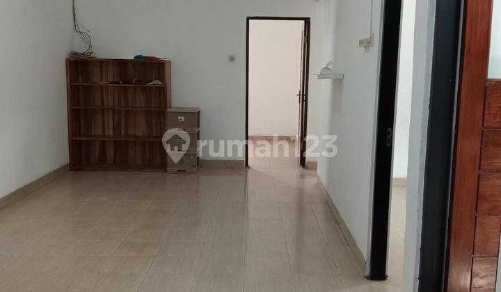 For Sale/Rent Well-Maintained House RAYA MERR SURABAYA Adjacent to Nirwana Executive Housing Complex