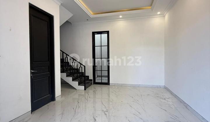 For Sale 3 Units New Gress Minimalist Boulevard (Twin Roads)