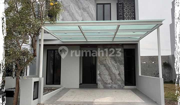 CIAMIK RUMAH NEW GRESS DIAN ISTANA 2LT WIYUNG ONE GATE SYSTEM ROW JLN 3 MOBIL