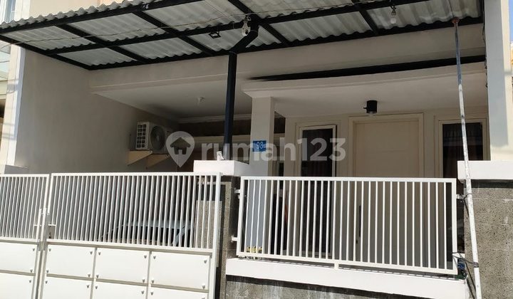 Dijual cepat Rumah minimalis siap huni Daerah Mulyosari masih bagus Dekat Mulyorejo, Kenjeran