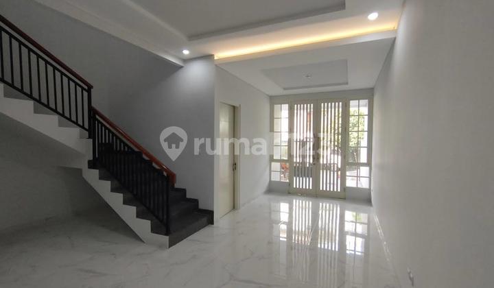 Minimalist House New Fresh 2 Floors Mentari Beach Kenjeran, Sukolilo Prohibition, Tempurejo, Mulyosari 2