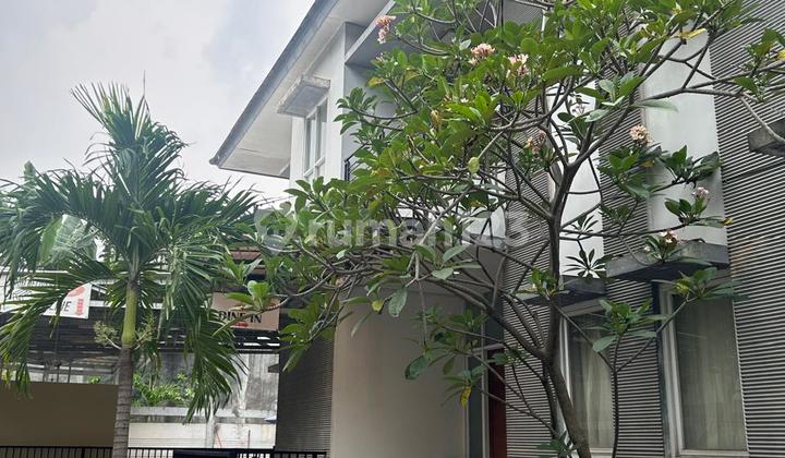 Dijual Cepat Rumah & Kavling di Kemang Selatan - Harga NJOP 