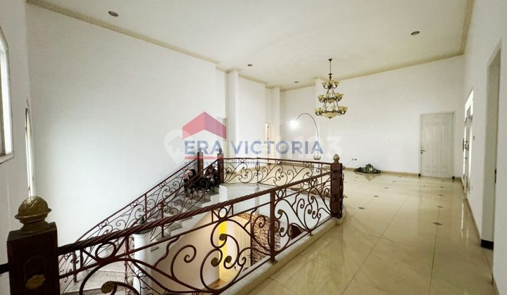 HOUSE FOR SALE IN A CENTRAL CITY ELITE HOUSING ESTATE 2