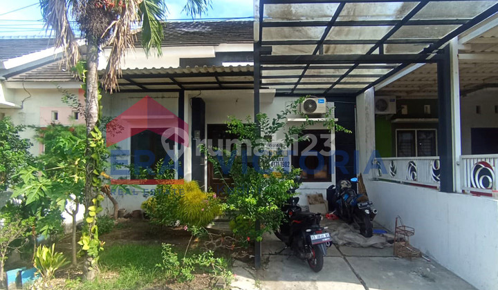 A Full-Furnished House in a Housing Complex in Pare