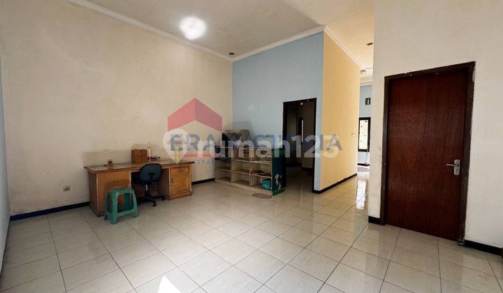 For Sale House Located in a Housing Estate Near Singosari Toll Road 2