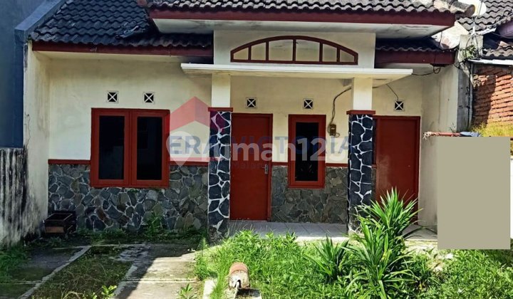 For Sale House in Ciptomulyo Area