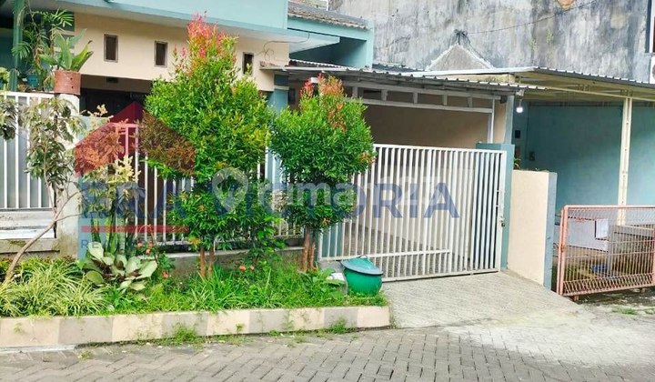 DIJUAL CEPAT! Rumah Semi Furnished Didalam Perumahan Singosari, Kondisi Bagus Siap Huni 2