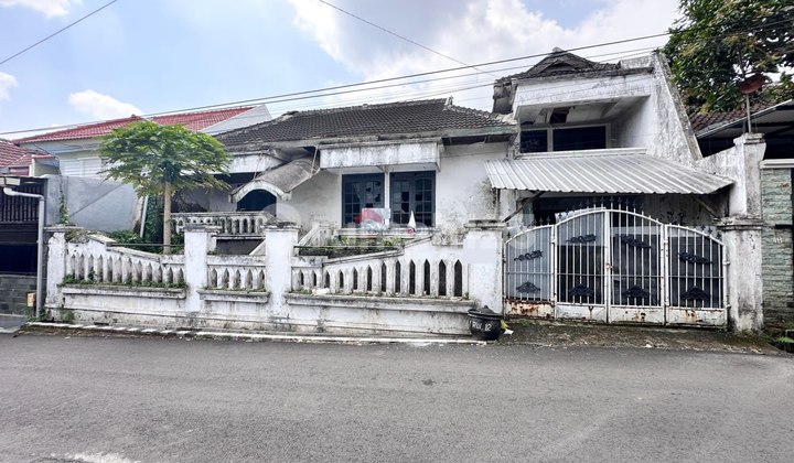 Dijual Rumah Di Pusat Kota Malang Cocok Untuk Investasi Kos-Kosan Dijual Rumah Di Pusat Kota Malang Cocok Untuk Investasi Kos-Kosan