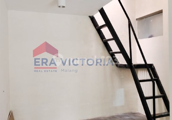 For Sale House Located in the Elite Araya Housing Near Binus Campus 2