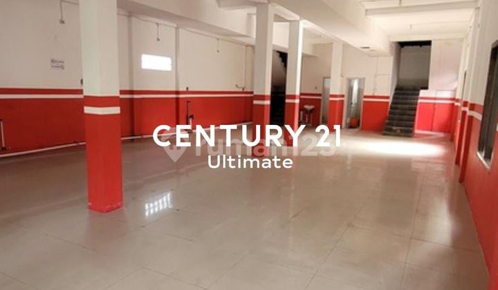 Shop House for Rent, 8 Meters Wide, A Step Away from Brawijaya University Shop House for Rent, 8 Meters Wide, A Step Away from Brawijaya University