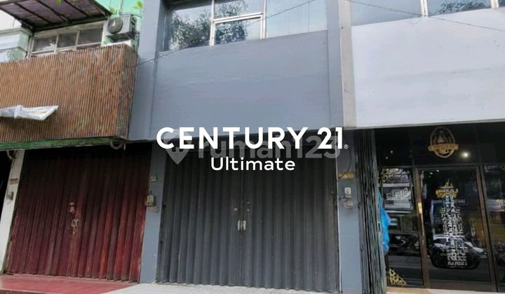 3-Storey Shop House, 60 M2 Area, Excellent Condition, Suhat, Malang City 1