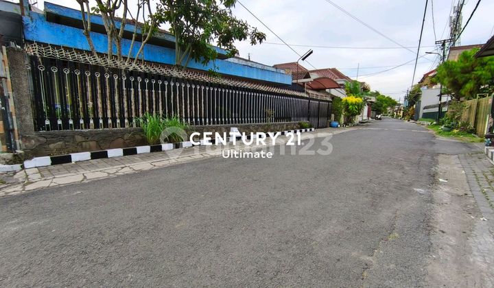 House for Sale on Jalan Pulau Pulau, Malang City Center 2
