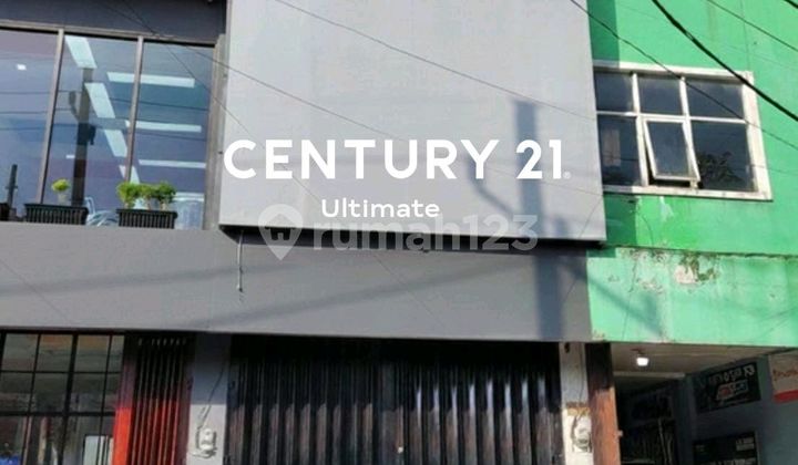 For Rent: Shop House in Campus Area, Specifically in Suhat Malang, Ample Parking 1