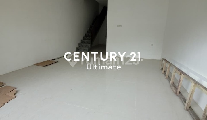 Business Space with 4 Bedrooms for Rent Near Pizza Hut Suhat Malang 2
