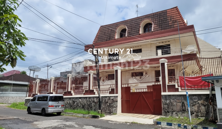 Business House Hook in Tidar Area, Malang City, Area 1000 M2 2