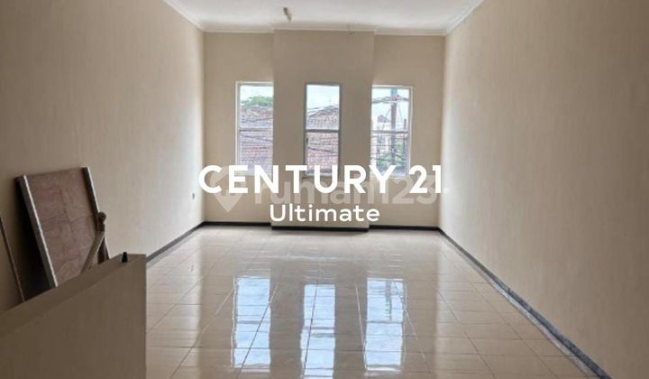 2-Story Shop House Near Suhat, Letjen S Parman, Malang City 2