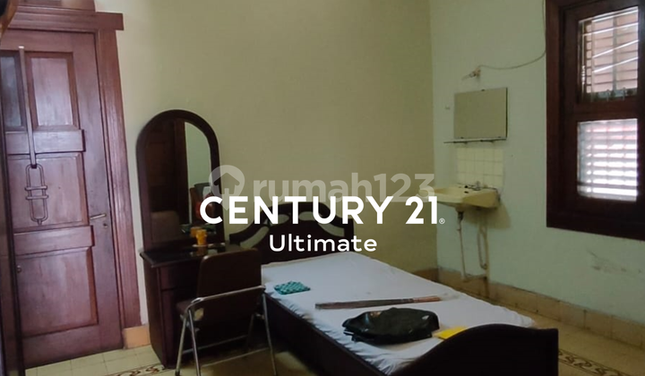 For Rent Spacious Ready-to-Live-In House in Klojen Malang For Rent Spacious Ready-to-Live-In House in Klojen Malang