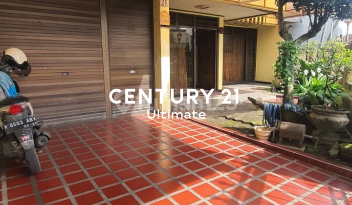 Rumah 2 Lantai Dekat Pasar Besar, Alun-Alun Kota Malang Rumah 2 Lantai Dekat Pasar Besar, Alun-Alun Kota Malang