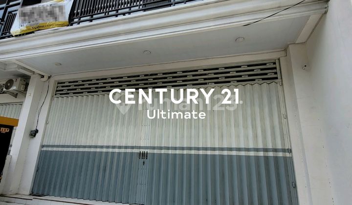 2-Story Shop House 8 Meters Wide Near Kediri City Square 2