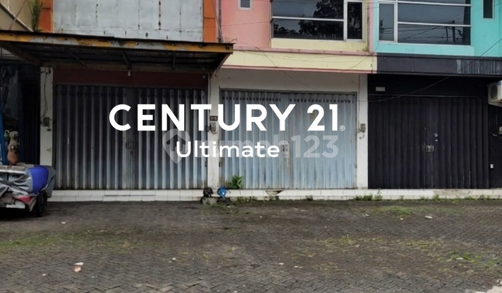 For Rent: Shophouse in Campus Area, Candi-Candi Street, Suhat Malang 2