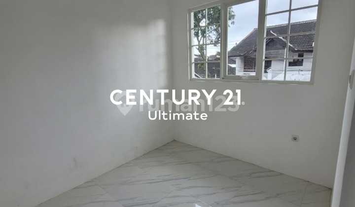 2-Storey House, 1 Rooftop Suhat Malang Near Poltek, Pizza Hut 2