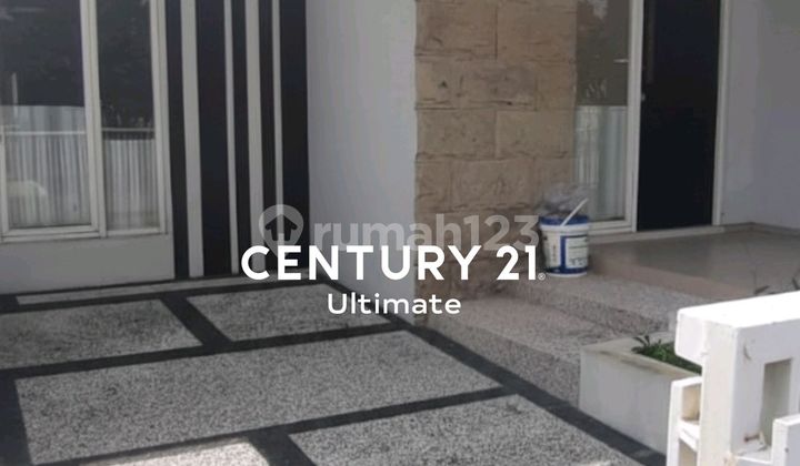 Spacious 120 M2 House Near Brawijaya University Dieng Malang Spacious 120 M2 House Near Brawijaya University Dieng Malang