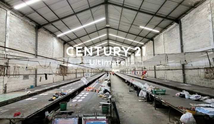 Former Garment Factory Building in Malang Near Dieng, Bandulan