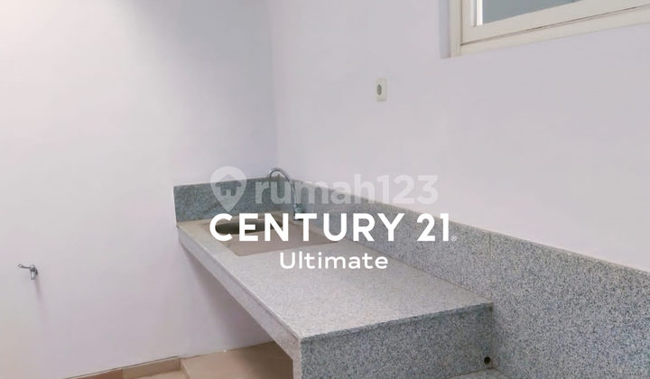 Cheap Sale Well-Maintained House Ready to Occupy in Dieng Malang Cheap Sale Well-Maintained House Ready to Occupy in Dieng Malang