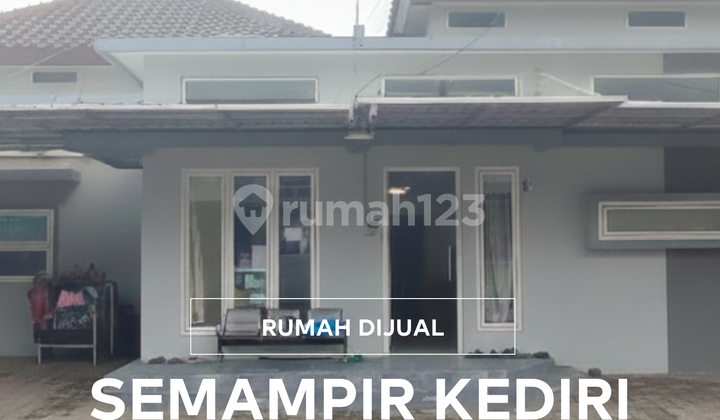 Dijual Cepat Rumah Mewah di Pusat Kota Kediri Dijual Cepat Rumah Mewah di Pusat Kota Kediri