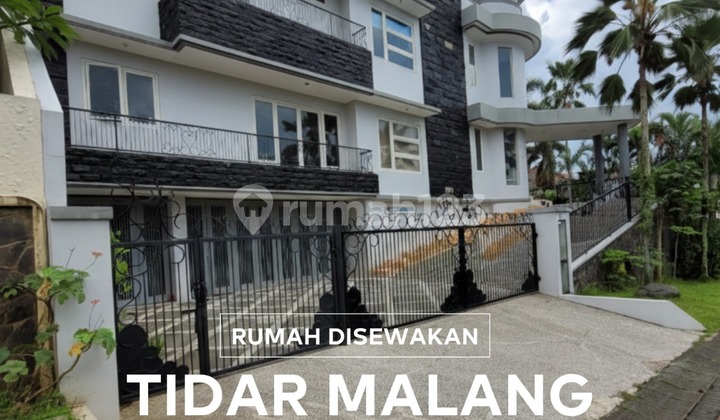 Business House for Rent in Villa Puncak Tidar with Complete Facilities