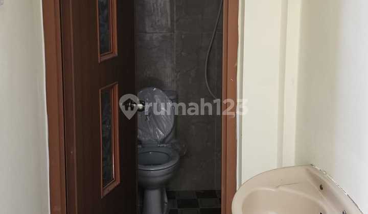 3-Story House for Sale in Taman Crysant BSD Tangerang 2