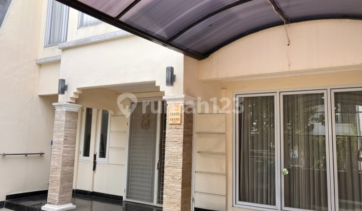 Dijual Rumah di Pantai Indah Kapuk