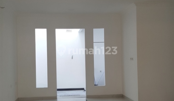 Dijual Rumah Brand New Sunter Graha Pratama Dijual Rumah Brand New Sunter Graha Pratama