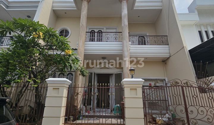 Dijual Rumah Mewah Villa Permata Gading