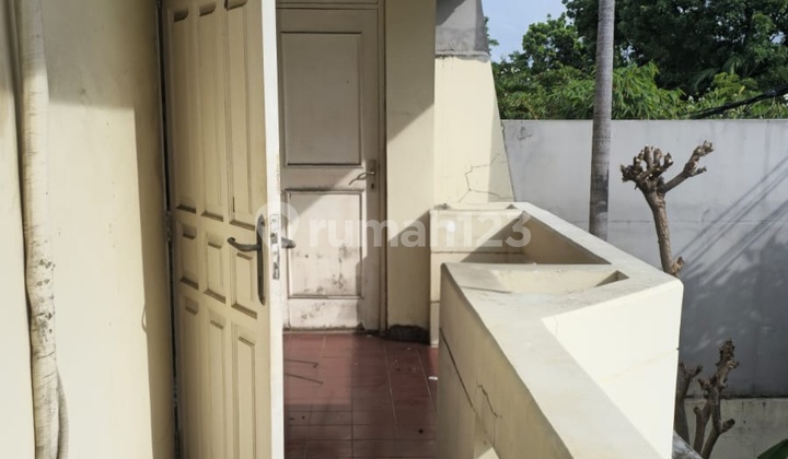 Disewakan Rumah di Janur Elok