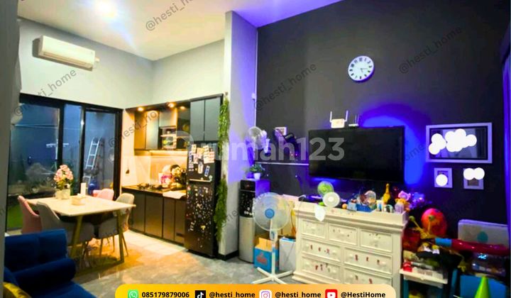 2-Storey Fully Furnished House in Tembalang with Bathtub & Koi Pond 2