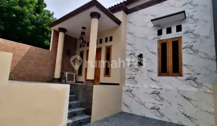 Rumah Mewah tapi murah Harga bisa nego dekat Unnes Strategis 1