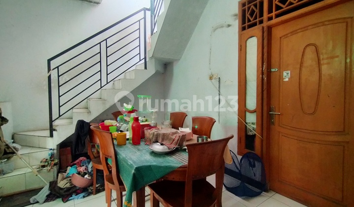 Affordable Ready-to-Live House in Cempaka Putih 2