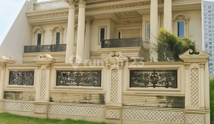 Rumah Mewah Klasik di Kota Modernland - LT 772 M² LB 1.010 M² | Bangunan Megah 1